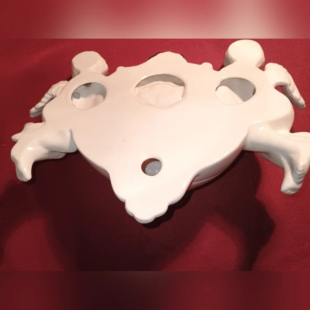 Scioto Ceramics White Ceramic Angel CherunWall Sconce Planter 1989 14x10.5x5.5